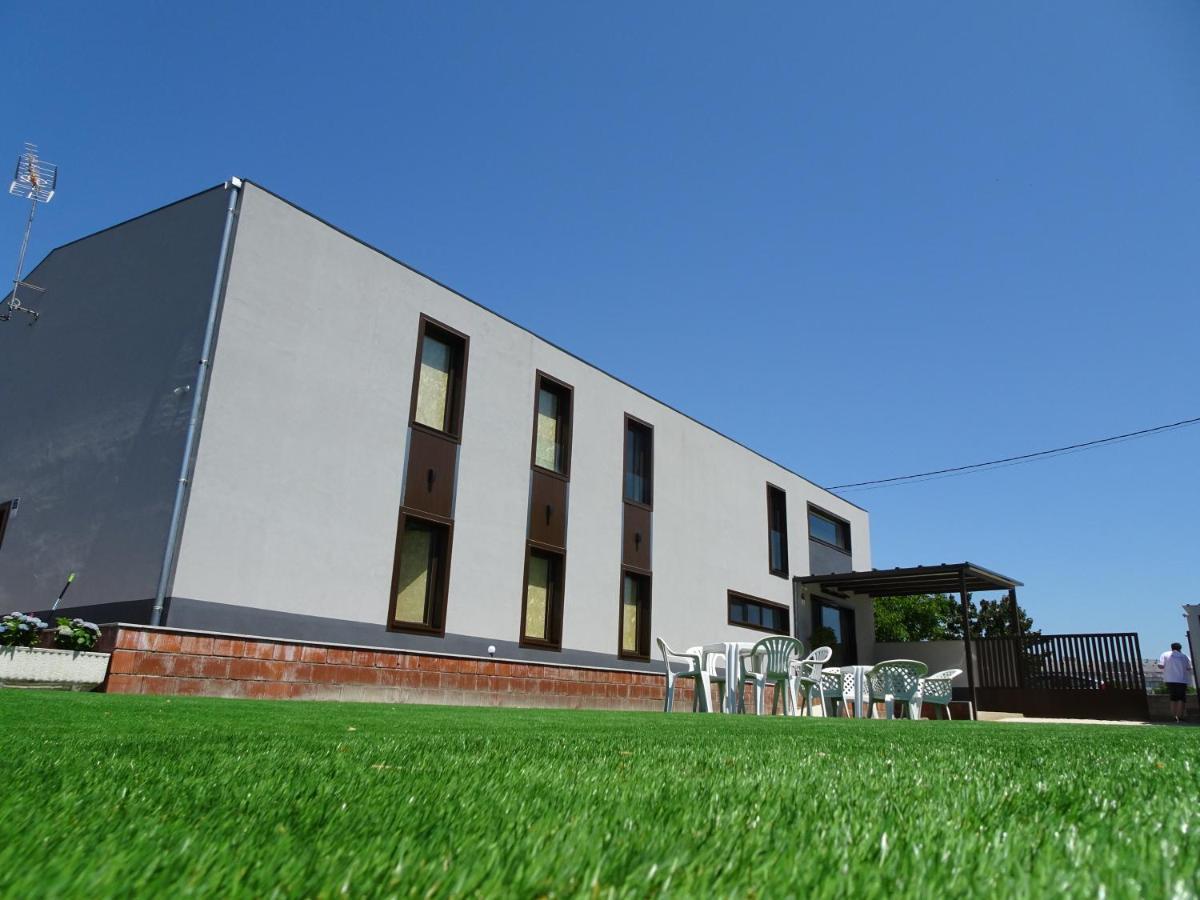 Albergue Santiago 15 Monforte Monforte De Lemos Zewnętrze zdjęcie