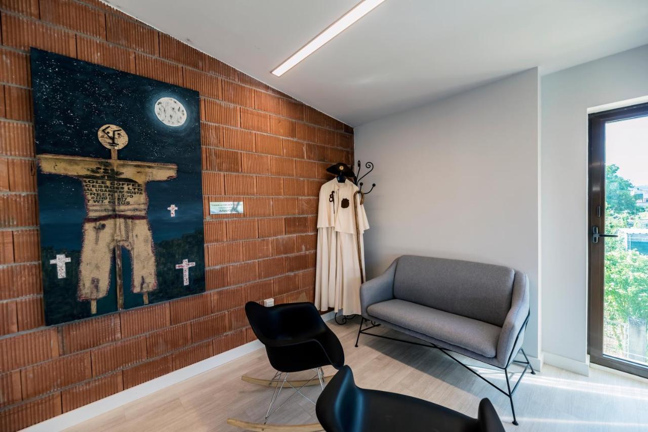 Albergue Santiago 15 Monforte Monforte De Lemos Zewnętrze zdjęcie